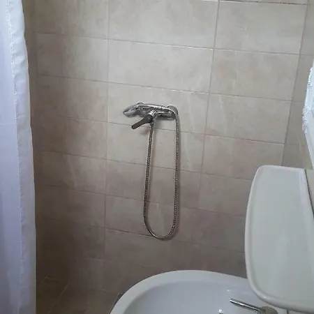 Alex's & Panzio 3* Хайдусобосло