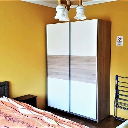 Bed & Breakfast Alex's